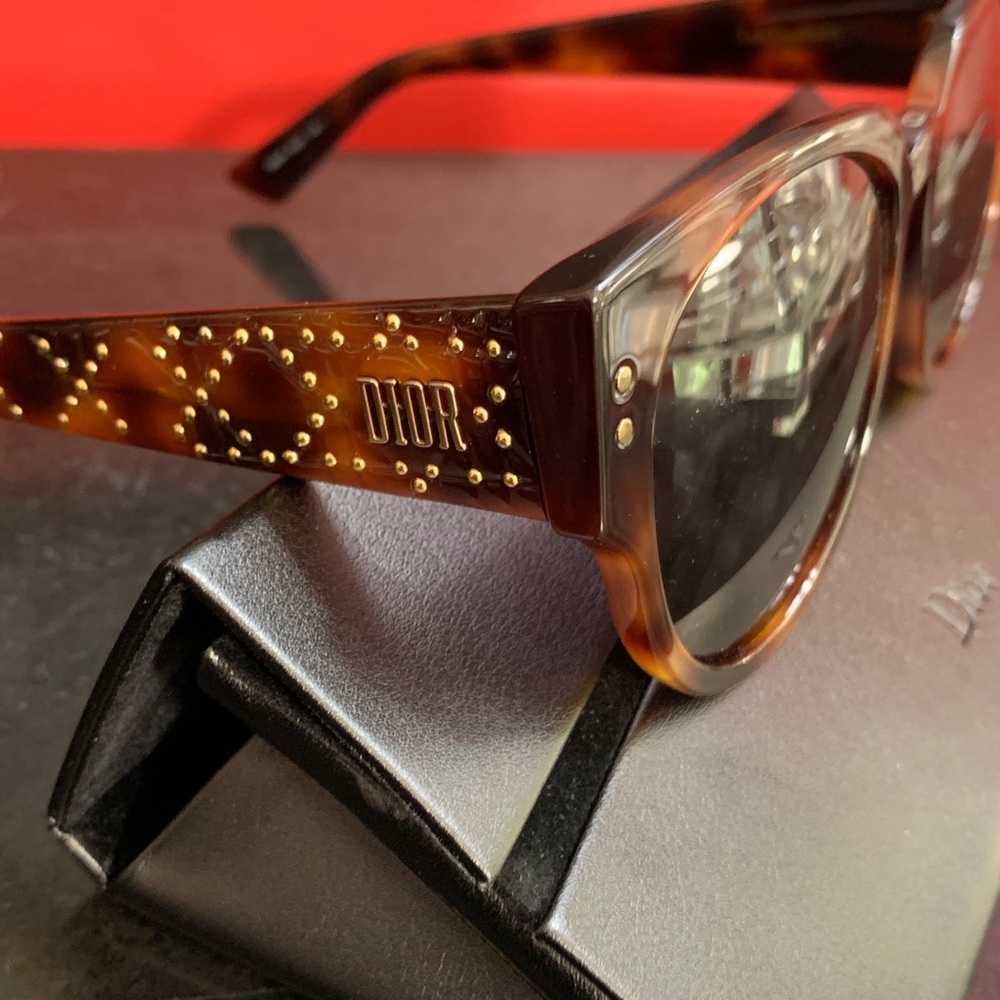 DIOR Tortoiseshell & Gold Sunglasses NIB!! - Picture 15 of 16